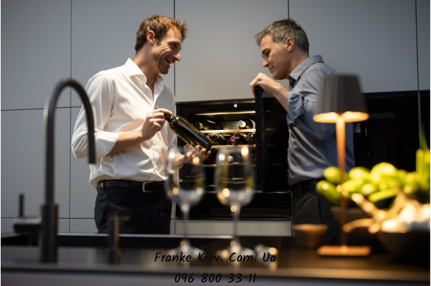 🟥 Встраиваемый холодильник для вина Franke FMY 24 WCR BK (131.0690.488) Черное стекло